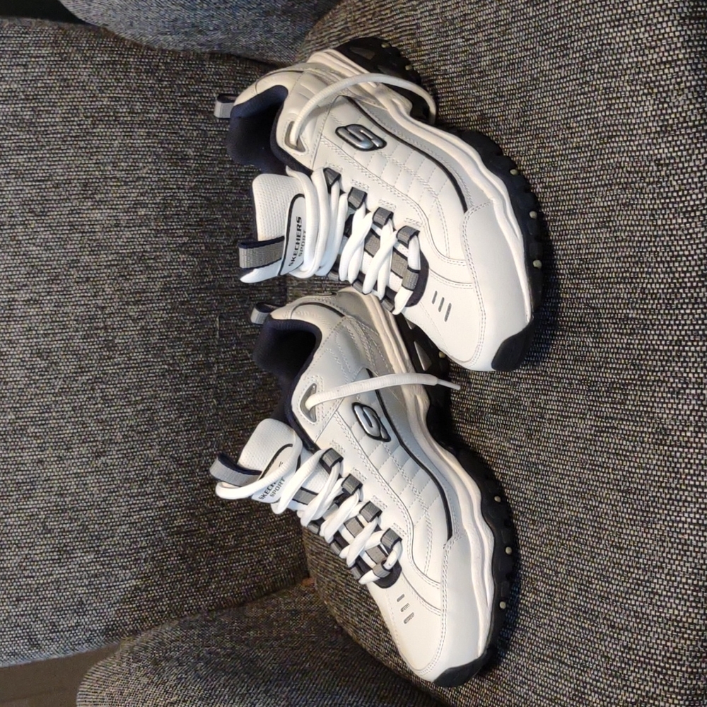 Men's Skechers After burn sneakers size 8